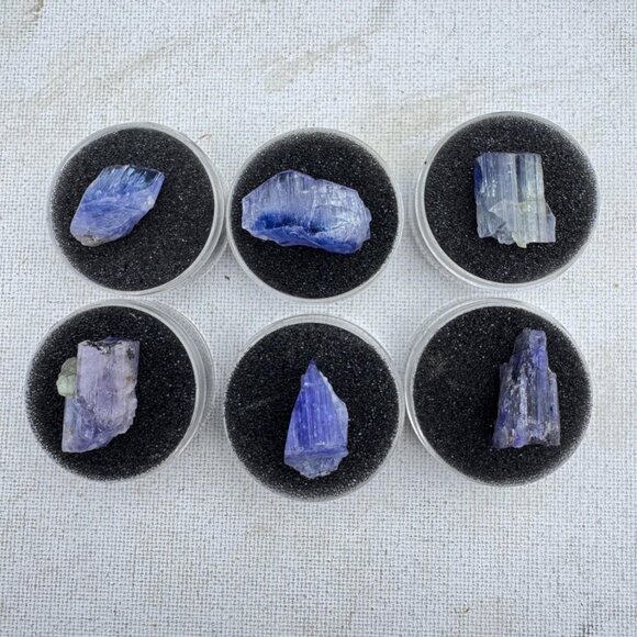 Tanzanite Crystals Lot - 139 carats - Picture 5 of 9